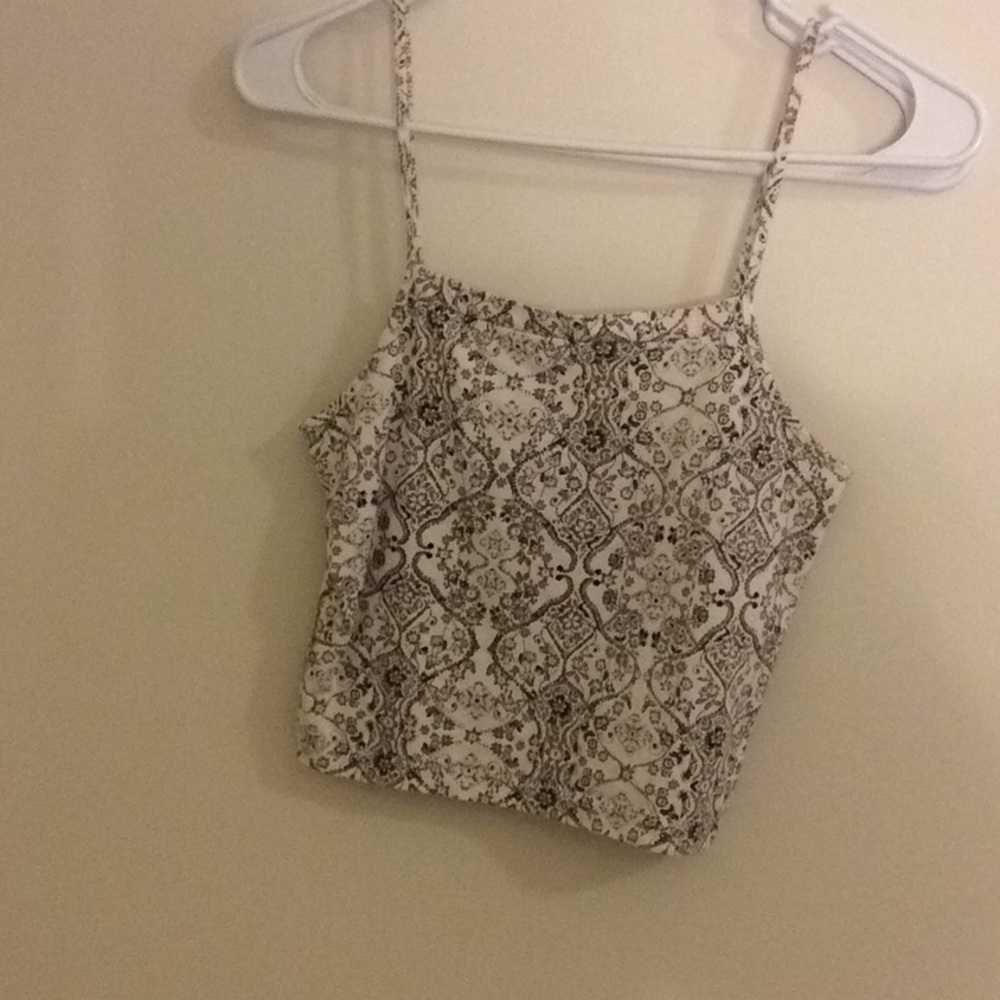 Patterned crop top
